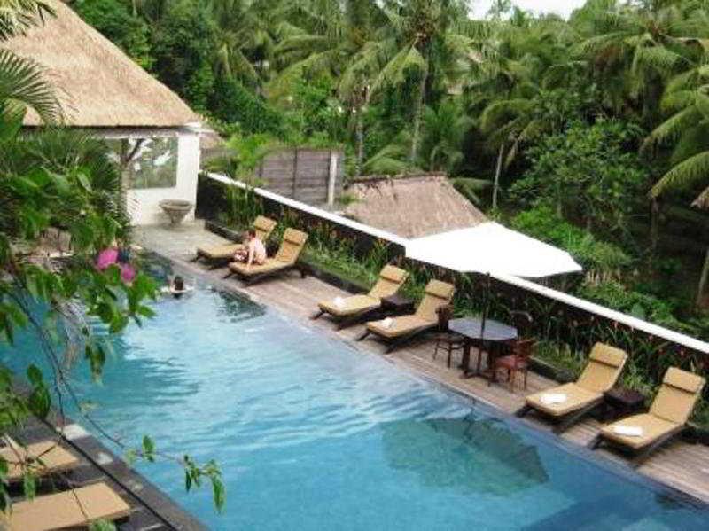 Ubud Village Hotel Экстерьер фото